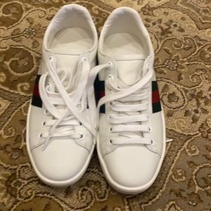 Gucci sneakers girls size 3